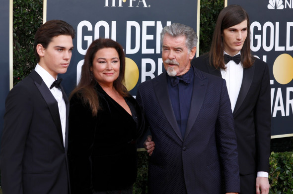 Pierce Brosnan, soția lui și fiii lor