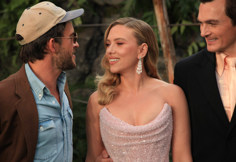 Scarlett Johansson și Jonathan Bailey / Profimedia