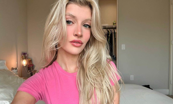 Charlie Sheen's daughter Sami Sheen, 19, Documents Her Boob Job
