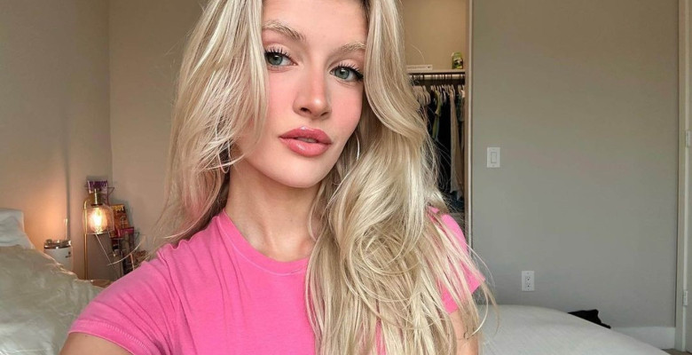 Charlie Sheen's daughter Sami Sheen, 19, Documents Her Boob Job