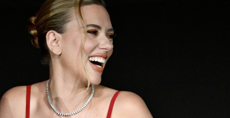 SHANGHAI, CHINA - JUNE 29: American actress and singer Scarlett Johansson attends the premiere of Jurassic World Rebirth