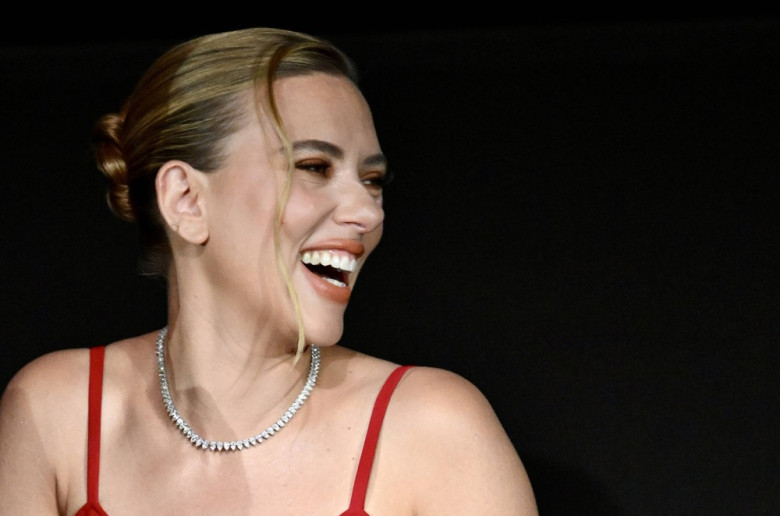 SHANGHAI, CHINA - JUNE 29: American actress and singer Scarlett Johansson attends the premiere of Jurassic World Rebirth