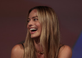 Margot Robbie at the Glastonbury Music Festival 2025