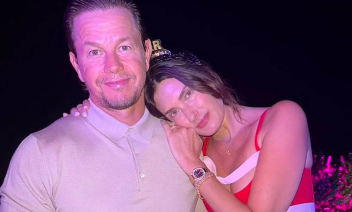 Mark Wahlberg si sotia lui (1)