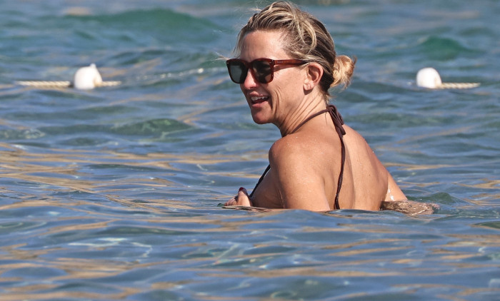 Kate Hudson, Dakota Johnson and Sofia Vergara celebrate 4th of July with beachside lunch in Ibiza