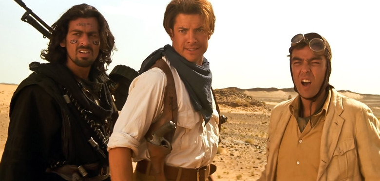 Oded Fehr, Brendan Fraser, John Hannah, în "Mumia"