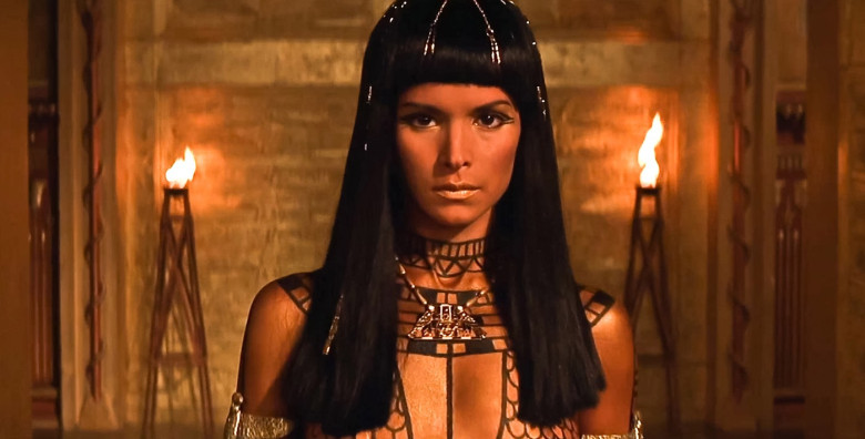 Patricia Velasquez, the mummy
