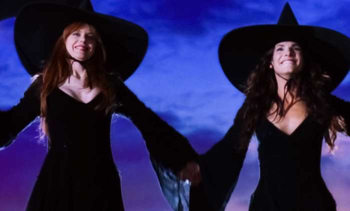 LMKMEDIA_PRACTICAL-MAGIC-FILM-LMK110-45