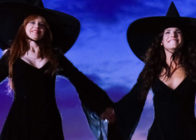 LMKMEDIA_PRACTICAL-MAGIC-FILM-LMK110-45