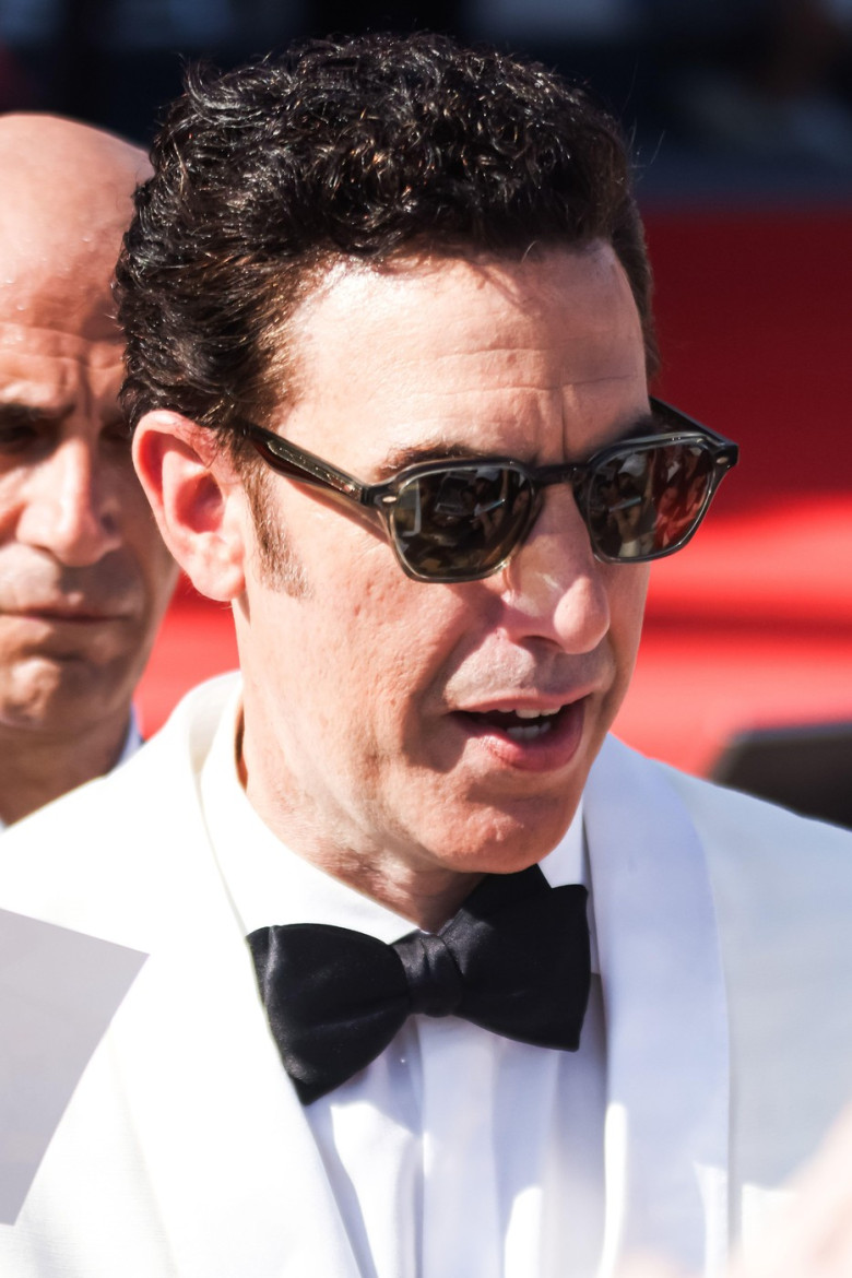 Venice Lido, Italy. 21st July, 2025. Venice Lido, the red carpet for the Apple TV  series Disclaimer during the 81st Venice International Film Festival. Pictured: Sacha Baron Cohen (Actor) Credit: Independent Photo Agency/Alamy Live News