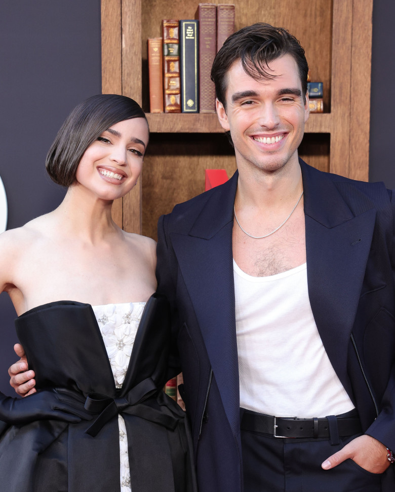Sofia Carson și Corey Mylchreest/ Profimedia