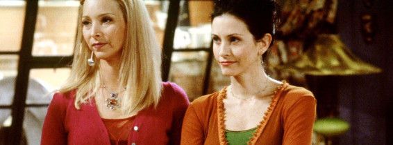 Lisa Kudrow , Courteney Cox  and Jennifer Aniston