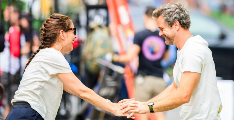 Katie Holmes and Joshua Jackson keep the chemistry alive while filming 'Happy Hours' in NYC