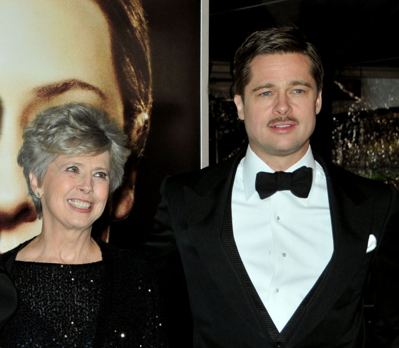 Brad Pitt și mama lui