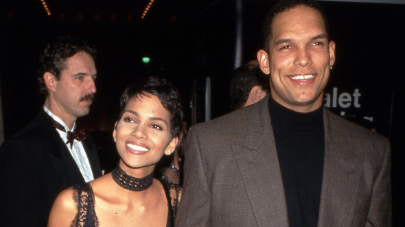 David Justice, primul soț al lui Halle Berry, dezvăluie motivul pentru care a decis să o părăsească pe actriță: „Nu era femeie de casă”