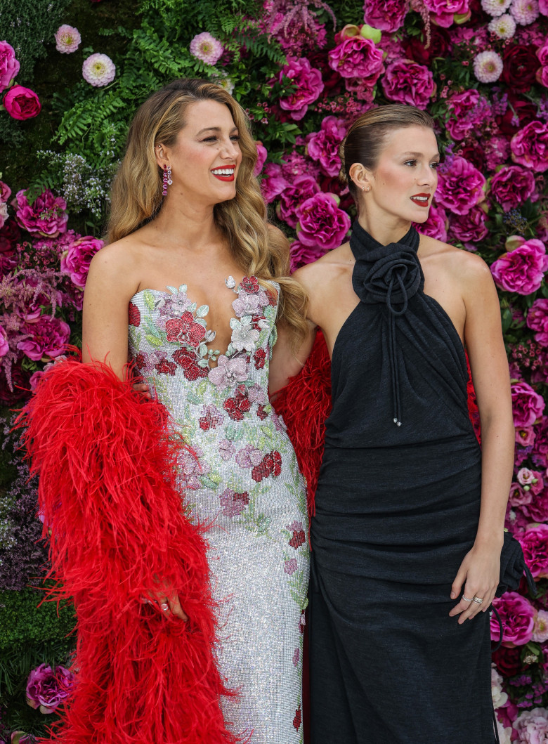 Blake Lively și Isabela Ferrer/ Profimedia