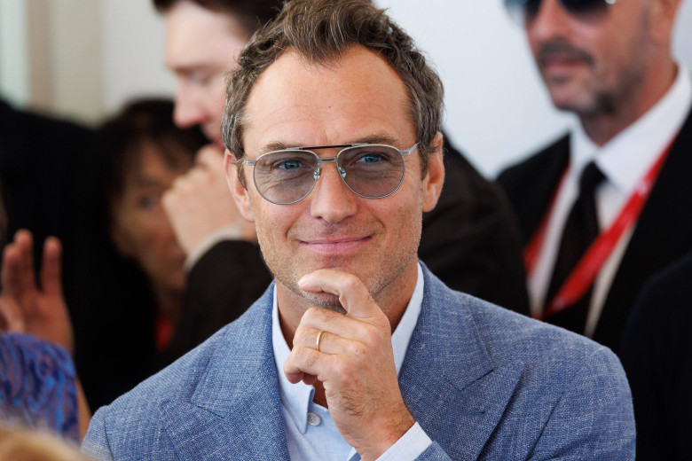 News - "The Wizard Of The Kremlin" (Le Mage Du Kremlin) Photocall - The 82nd Venice International Film Festival