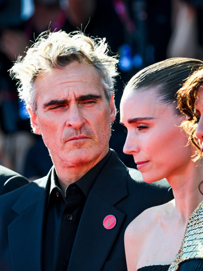 Joaquin Phoenix și Rooney Mara