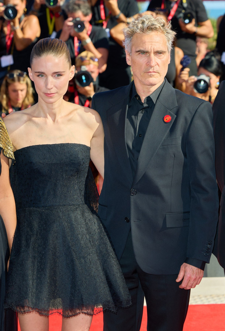 Joaquin Phoenix și Rooney Mara (7)