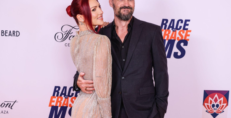 CENTURY CITY, LOS ANGELES, CALIFORNIA, USA - MAY 16: Sharna Burgess and fiancé Brian Austin Green arrive at the 32nd Annual Race To Erase MS Gala 2025 held at the Fairmont Century Plaza on May 16, 2025 in Century City, Los Angeles, California, United Stat