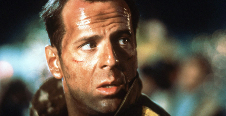 Die Hard 2 (1990), Bruce Willis