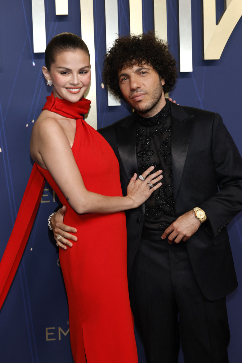 Selena Gomez și Benny Blanco la Premiile Emmy 2025/ Profimedia