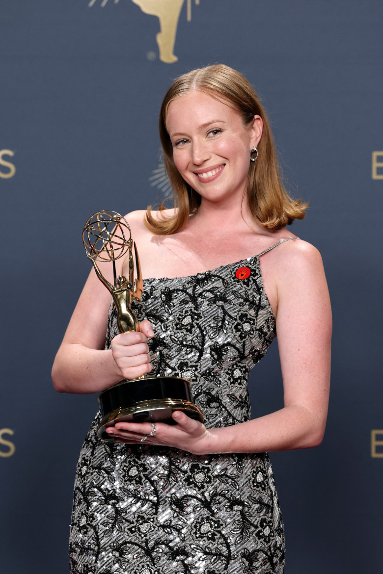emmy (7)