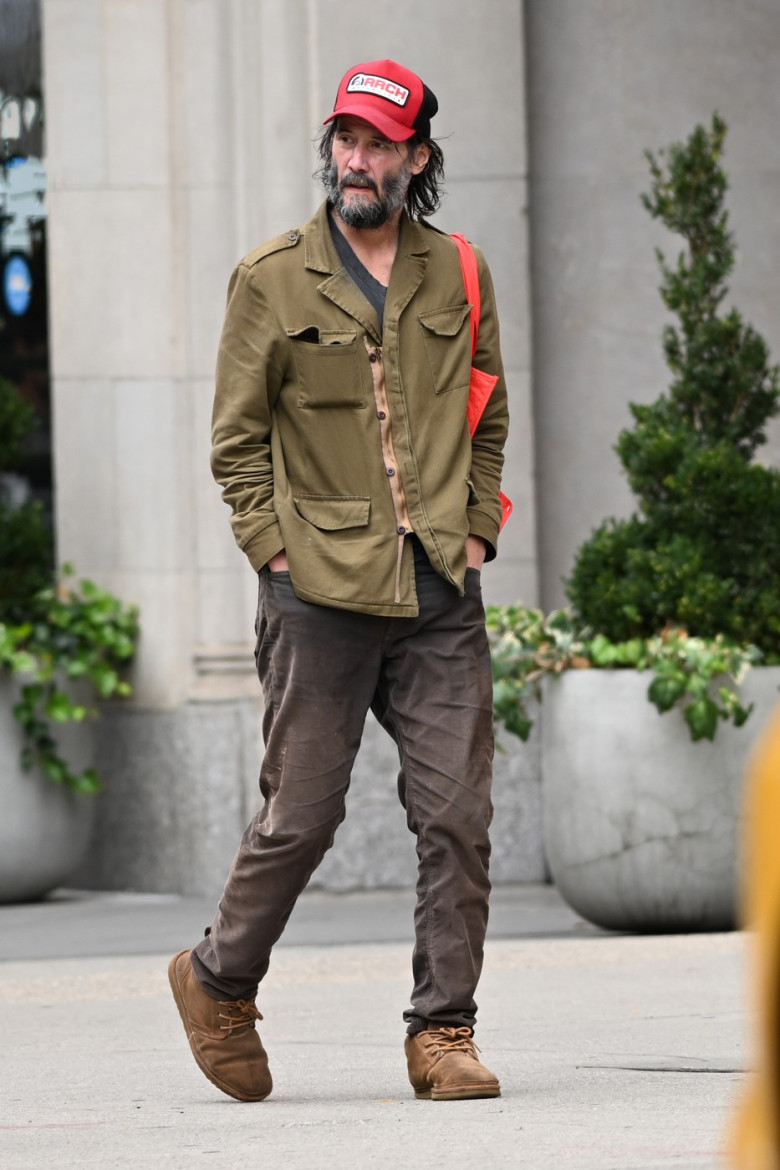 EXCLUSIVE Keanu Reeves Looks Unrecognizable On A Walk In New York As His Publicist Denounces Secret Wedding Rumours
