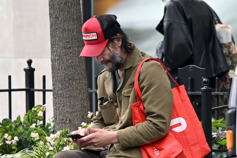 EXCLUSIVE Keanu Reeves Looks Unrecognizable On A Walk In New York As His Publicist Denounces Secret Wedding Rumours