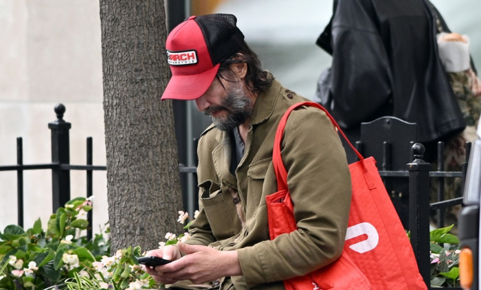 EXCLUSIVE Keanu Reeves Looks Unrecognizable On A Walk In New York As His Publicist Denounces Secret Wedding Rumours