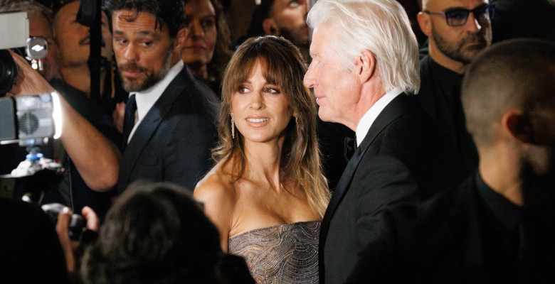 Italy: Giorgio Armani - Celebrities Arrivals - Milan Fashion Week - Womenswear Spring/Summer 2026 - News