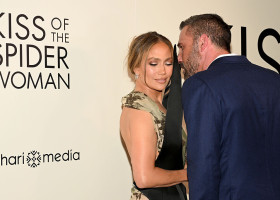 &quot;Kiss Of The Spider Woman&quot;, Jennifer Lopez și ben affleck