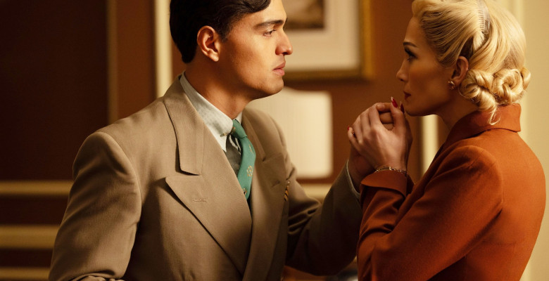 Kiss of the Spider Woman, Tonatiuh si jennifer lopez (2)