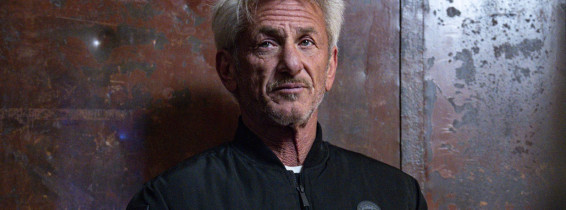 Sean Penn au hangar Lumière lors du Festival Lumière 2025 à Lyon