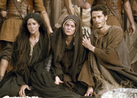 Monica Bellucci  Maia Morgenstern  Christo Jivkov