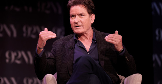 Charlie Sheen, imagine rară alături de fosta soție și fiica lor, Lola. Fanii au reacționat imediat: „Ești un bărbat norocos!”