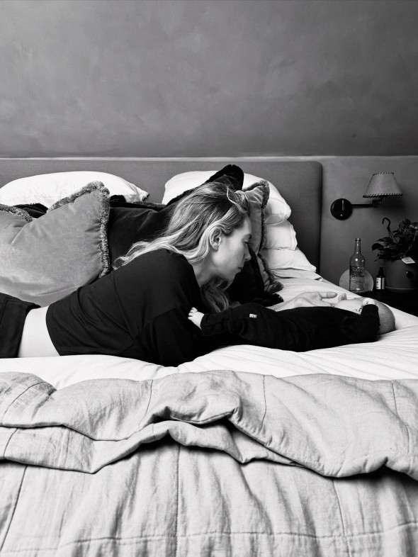 Vanessa Kirby a nascut (1)