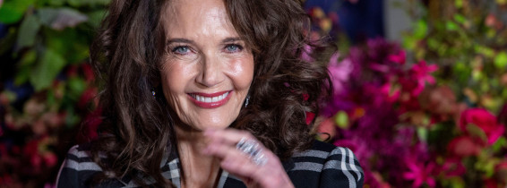 NEW YORK, NEW YORK - OCTOBER 20: Lynda Carter attends The 19th Annual Golden Heart Awards Benefiting God's Love We Deliver at Cathedral of St. John the Divine on October 20, 2025 in New York City.