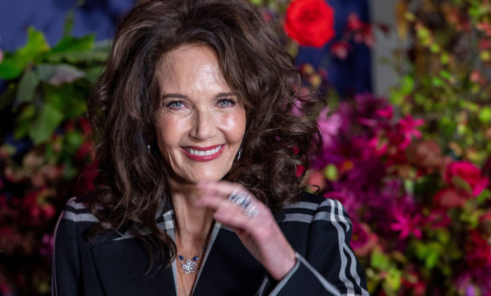 NEW YORK, NEW YORK - OCTOBER 20: Lynda Carter attends The 19th Annual Golden Heart Awards Benefiting God's Love We Deliver at Cathedral of St. John the Divine on October 20, 2025 in New York City.