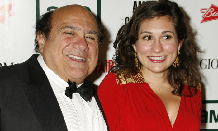 Lucy si Danny DeVito