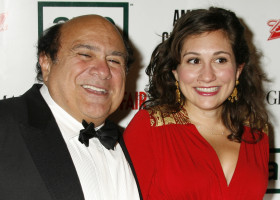 Lucy si Danny DeVito