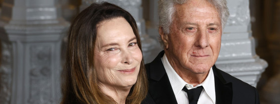 Dustin Hoffman și soția sa, Lisa