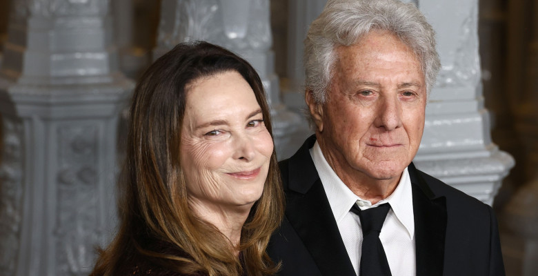 Dustin Hoffman și soția sa, Lisa