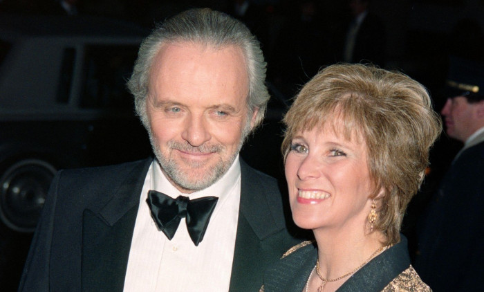 Anthony Hopkins si Jennifer Lynton (2)