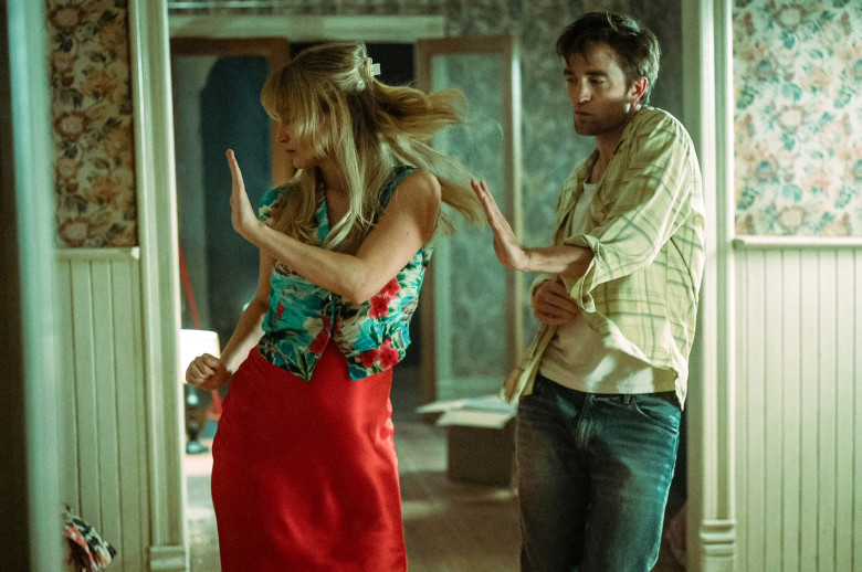 Jennifer Lawrence and Robert Pattinson