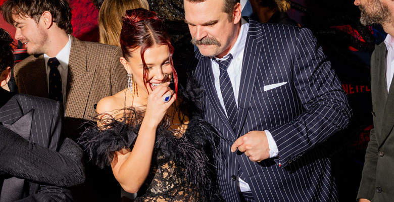 Millie Bobby Brown și David Harbour