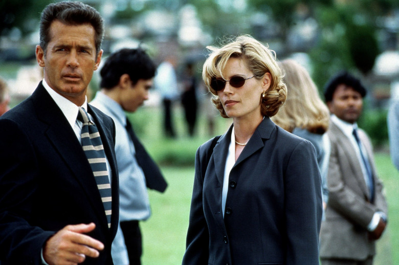 Silent Predators (1999)