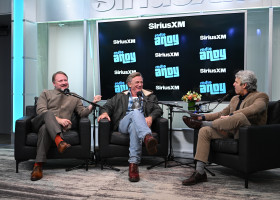 Daniel Craig And Rian Johnson Appear On SiriusXM&apos;s Andy Cohen Live