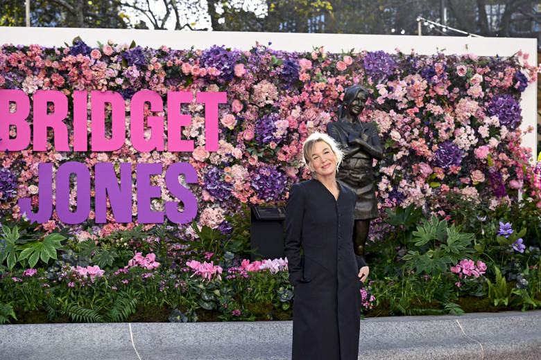 "Bridget Jones" Scenes In The Square Statue Unveiling - Special Access