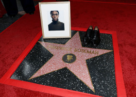 Chadwick Boseman stea pe Hollywood Walk Of Fame